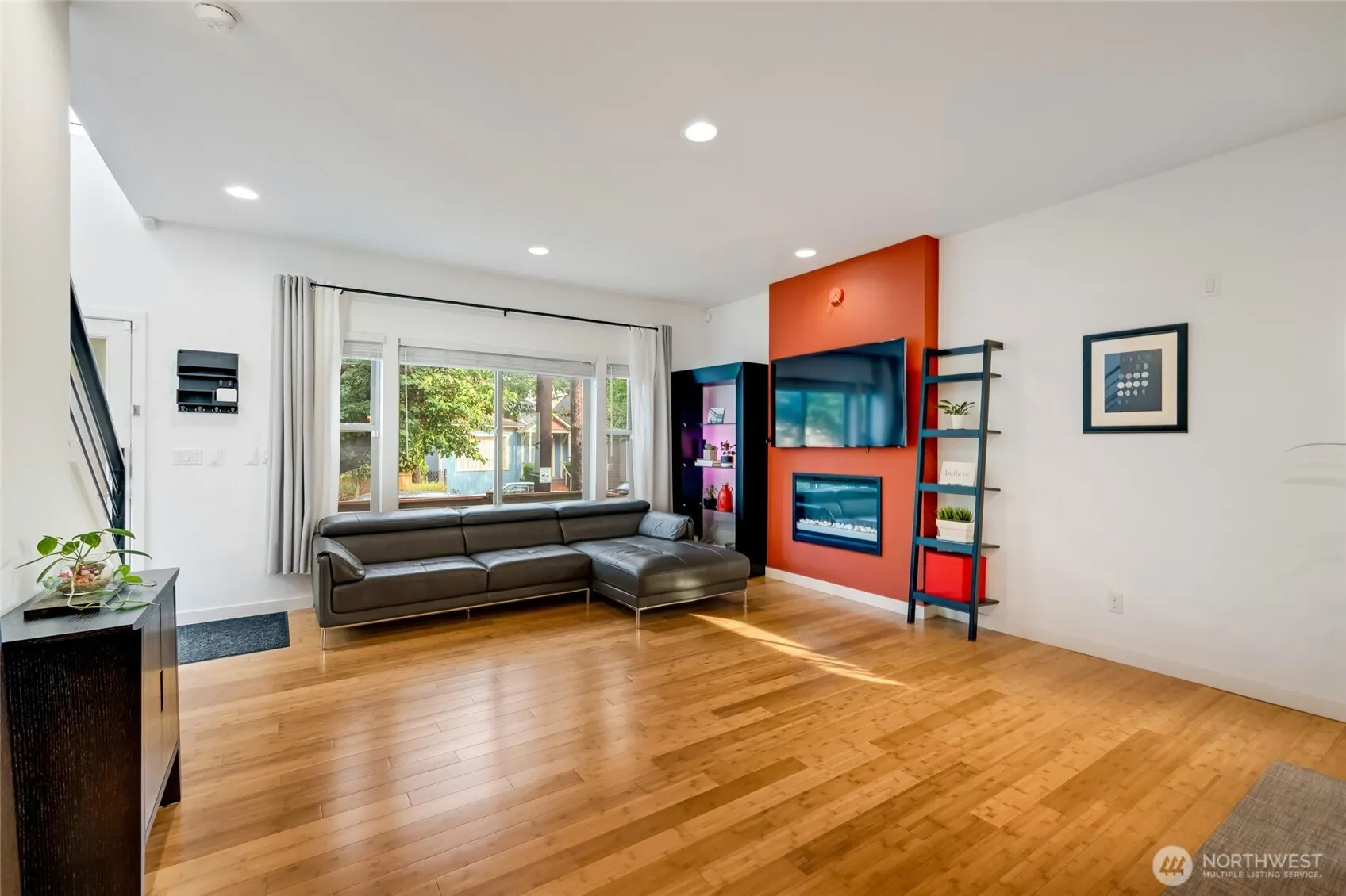 319 21st Avenue , Seattle, WA 98122