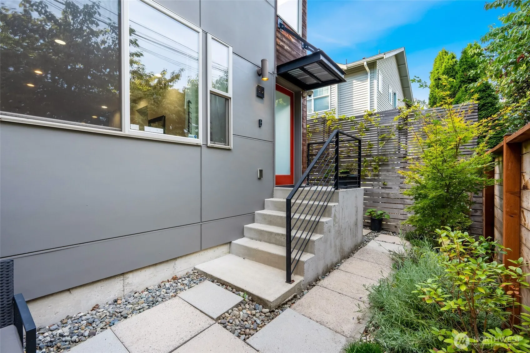 319 21st Avenue , Seattle, WA 98122