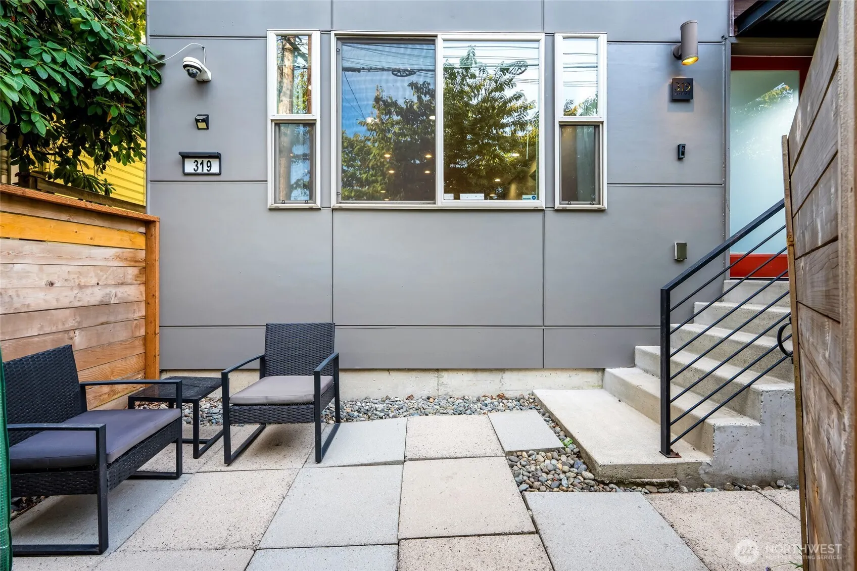 319 21st Avenue , Seattle, WA 98122