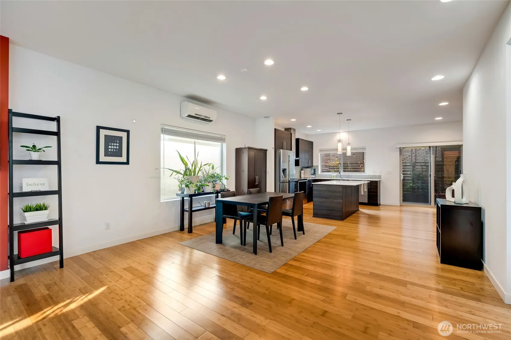 319 21st Avenue , Seattle, WA 98122