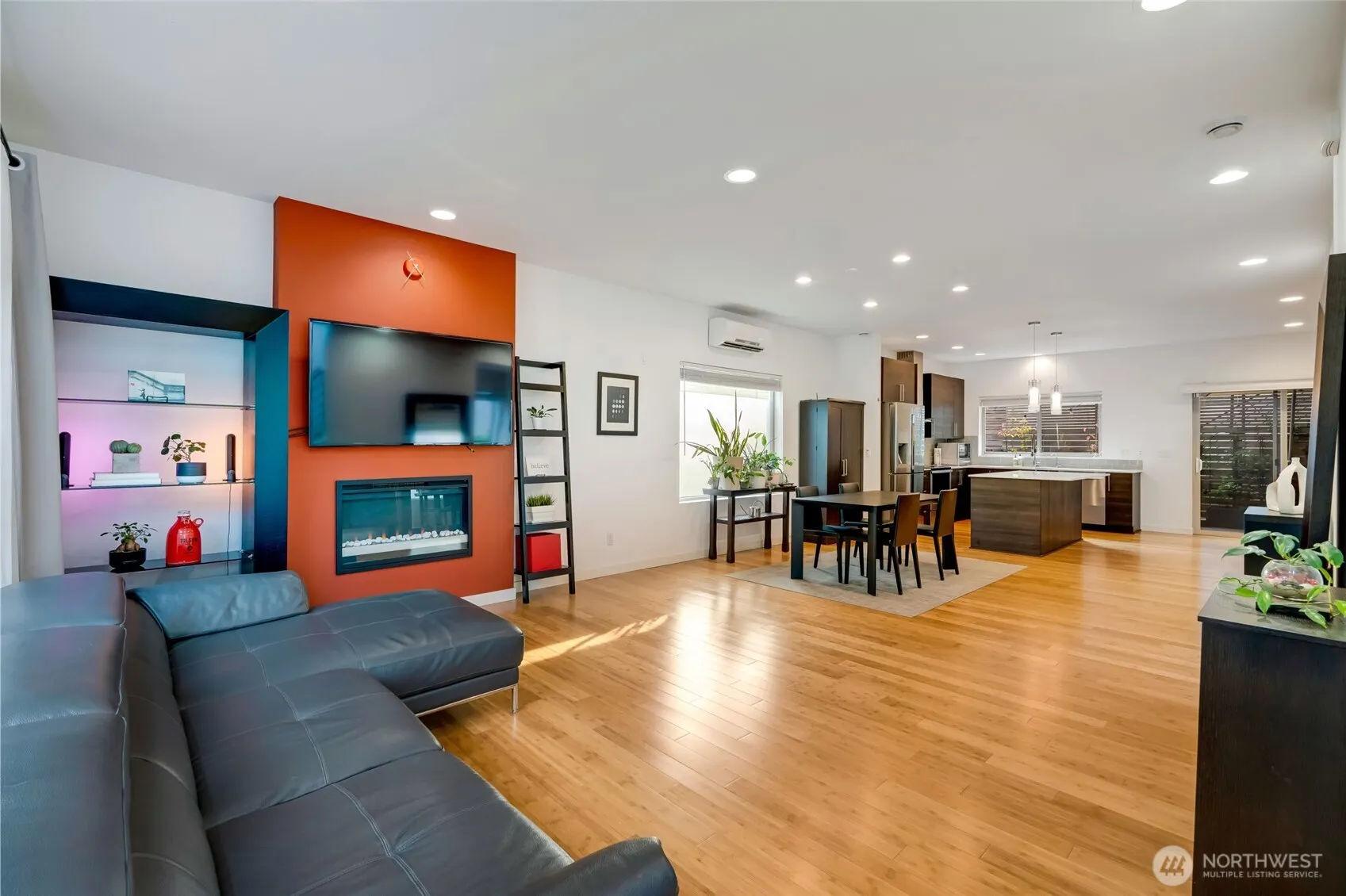 319 21st Avenue , Seattle, WA 98122