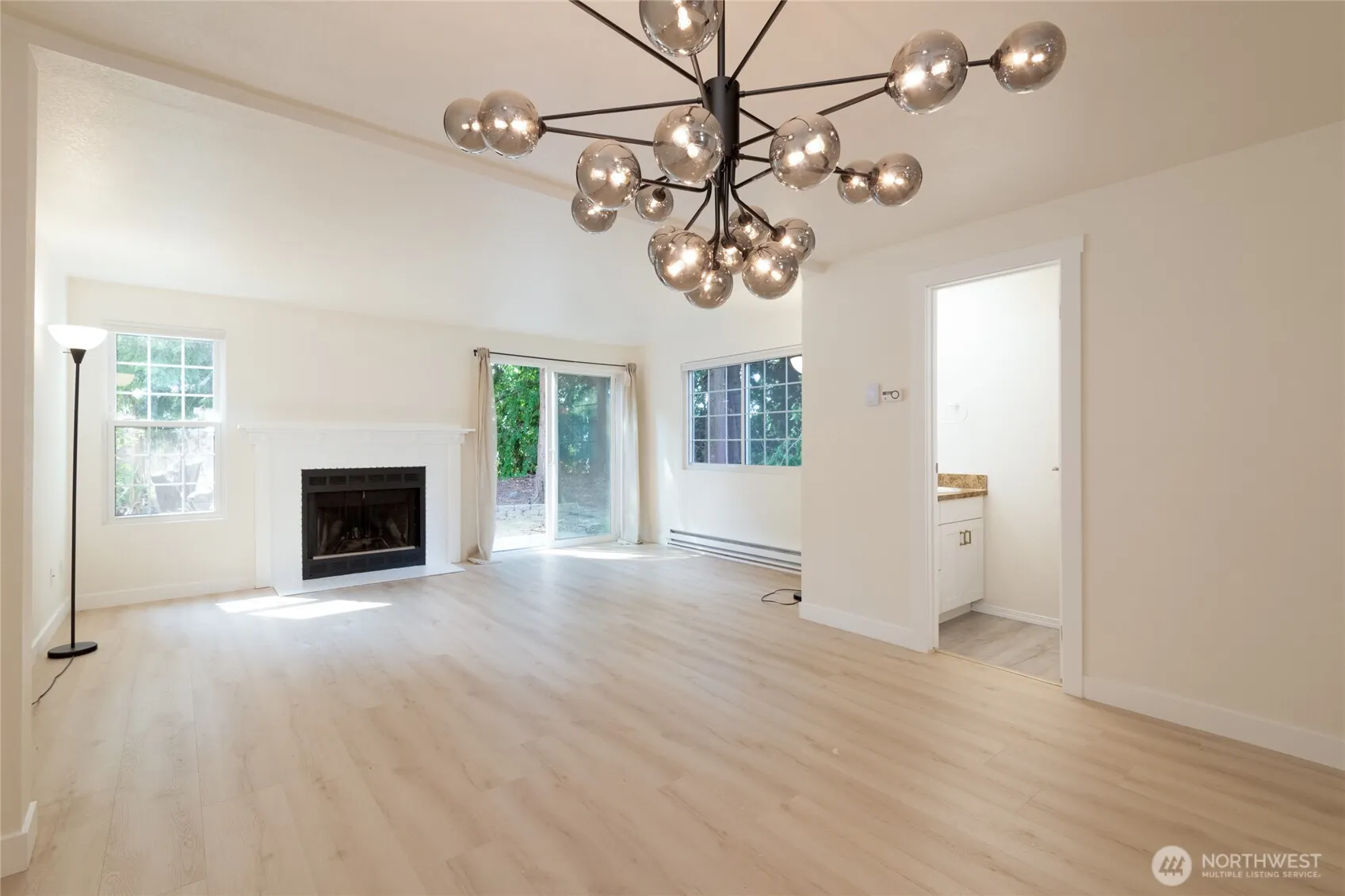 15600 116th Avenue NE #N4, Bothell, WA 98011