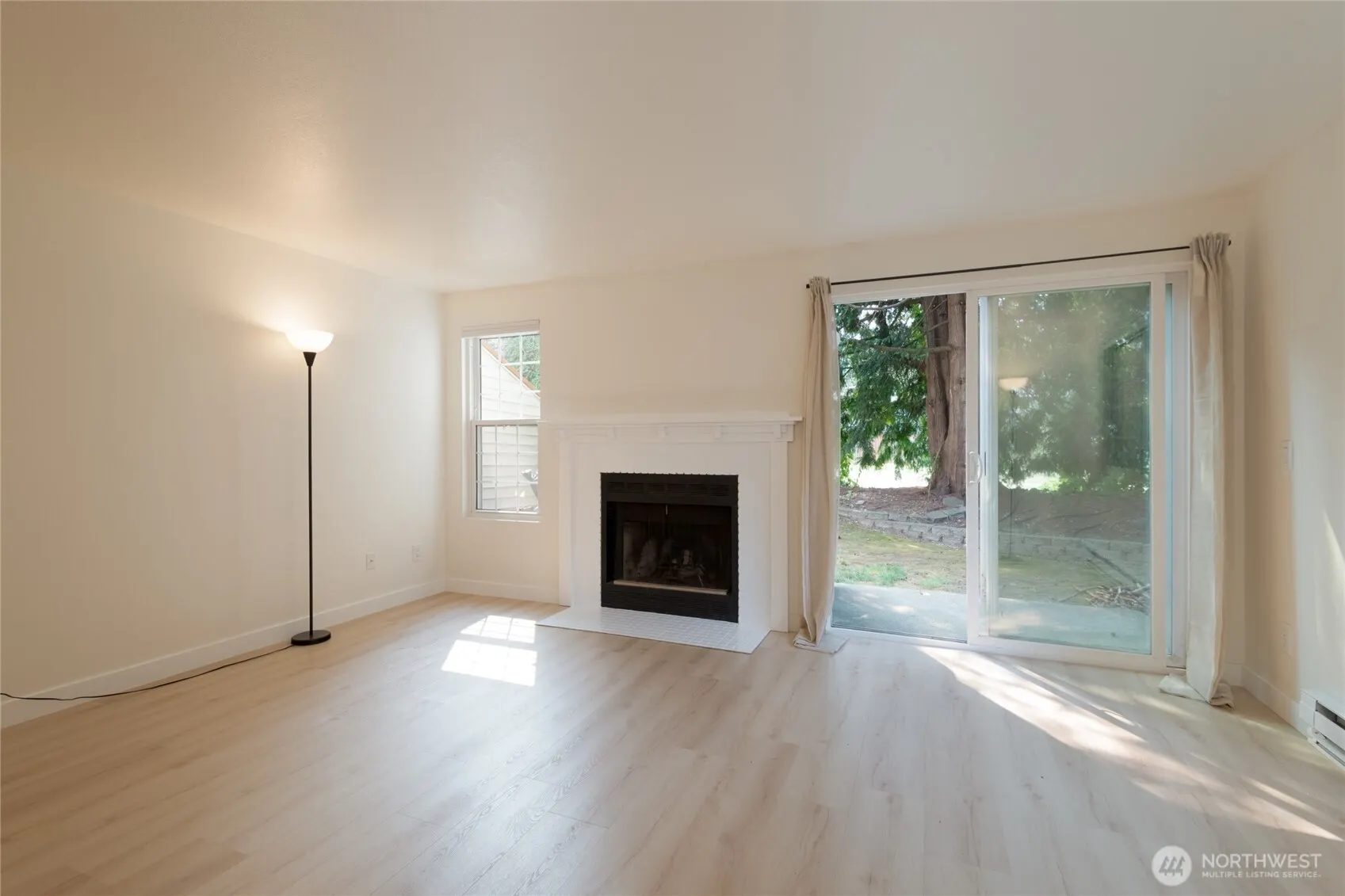 15600 116th Avenue NE #N4, Bothell, WA 98011