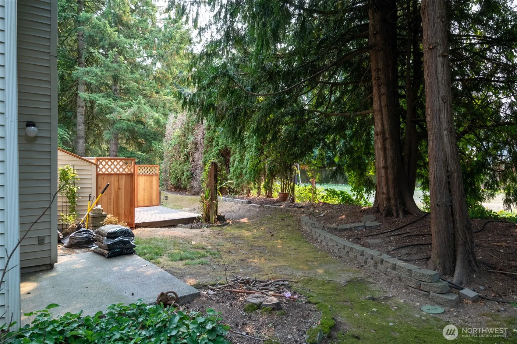 15600 116th Avenue NE #N4, Bothell, WA 98011