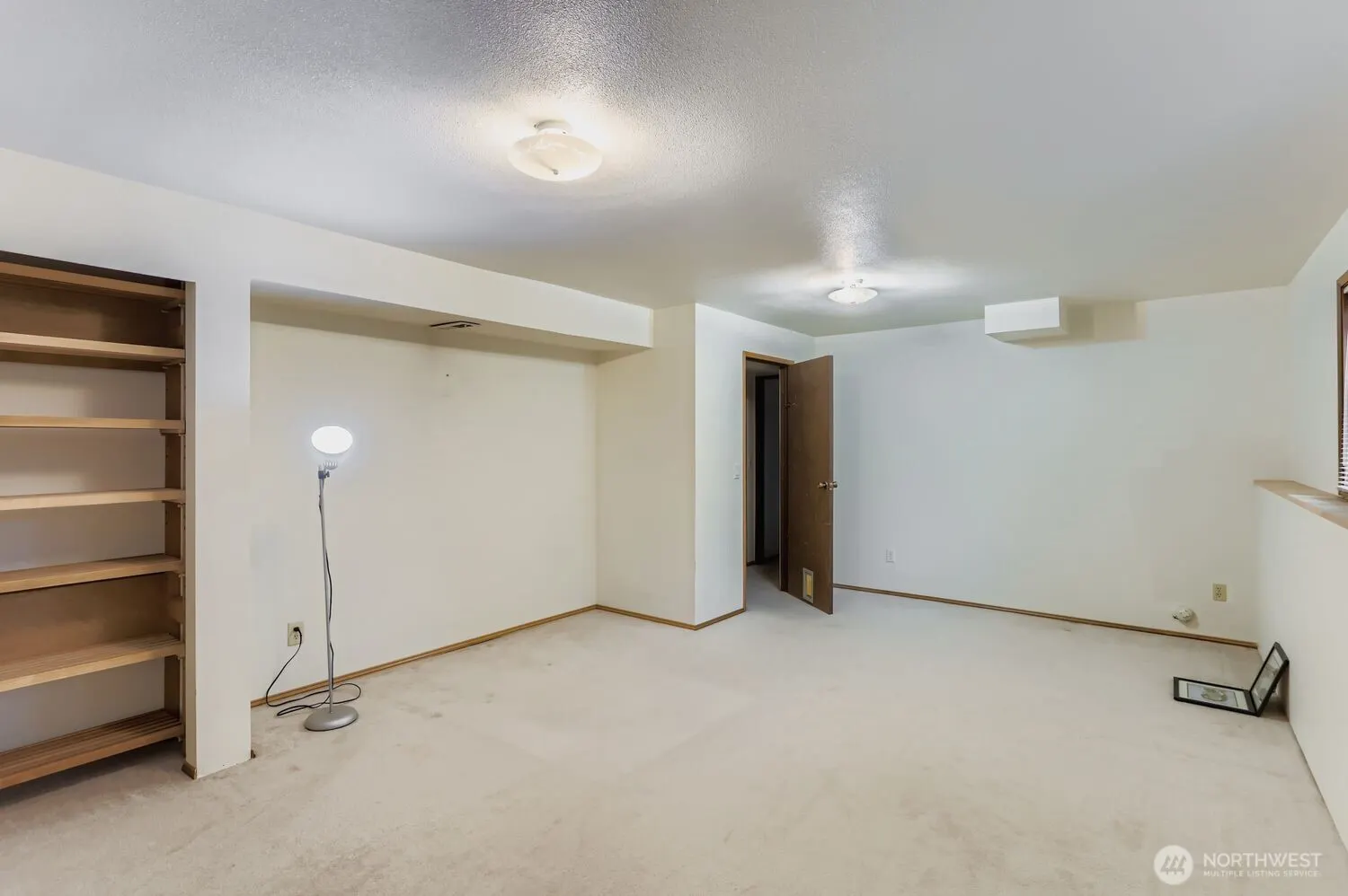 13018 NE 134th Place , Kirkland, WA 98034