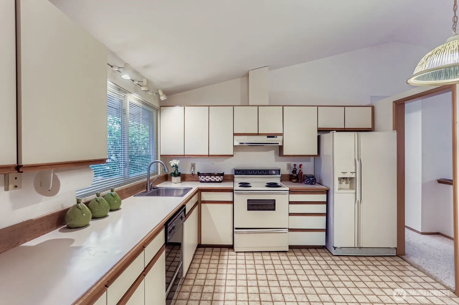 13018 NE 134th Place , Kirkland, WA 98034