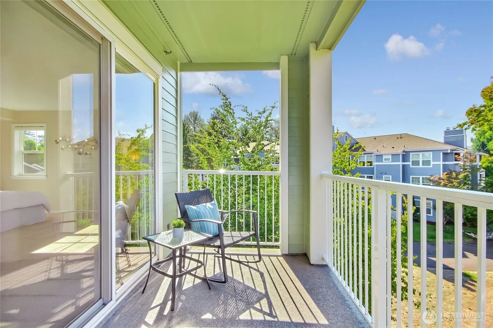 22425 SE Highland Lane #305, Issaquah, WA 98029