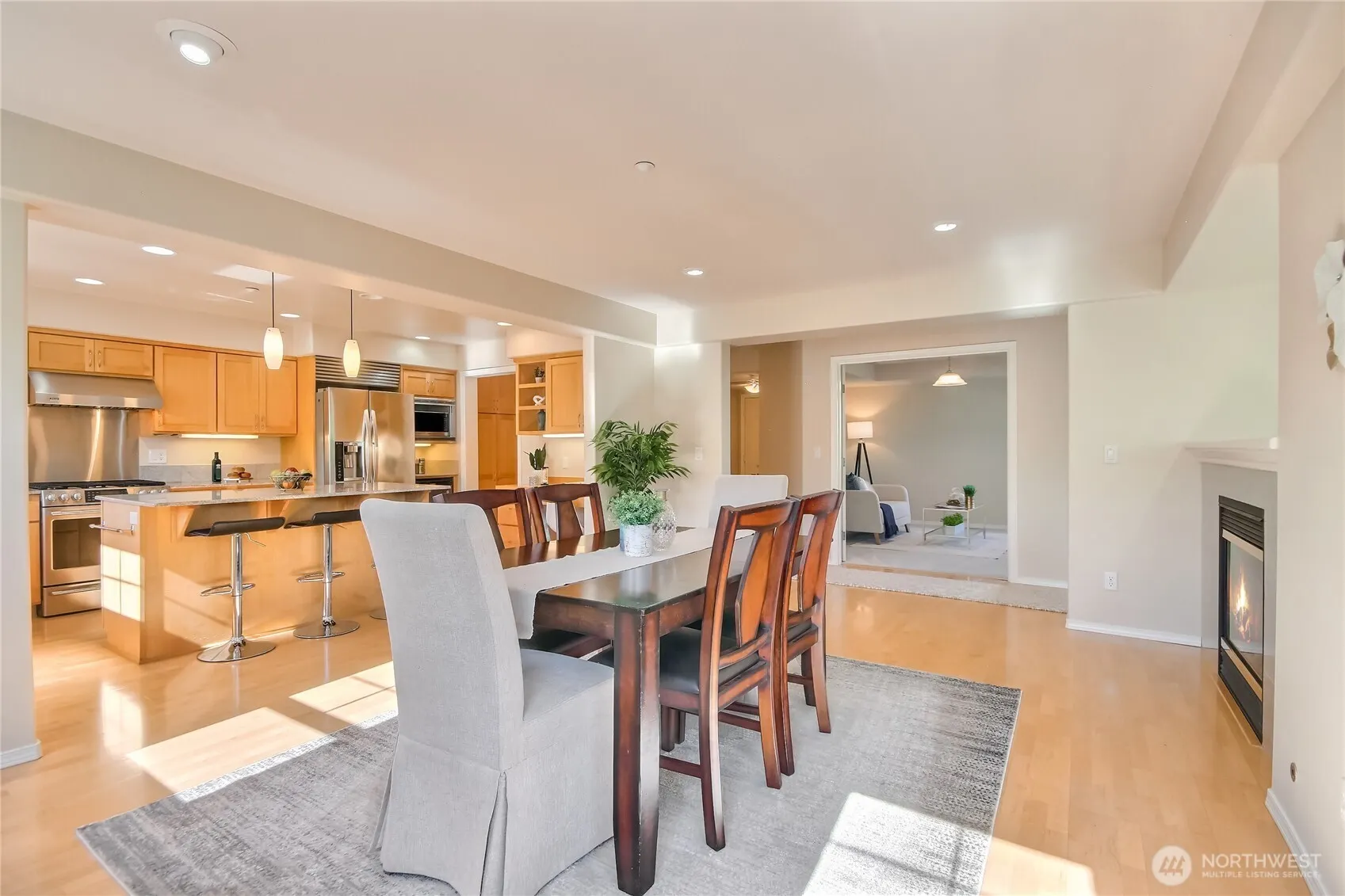22425 SE Highland Lane #305, Issaquah, WA 98029