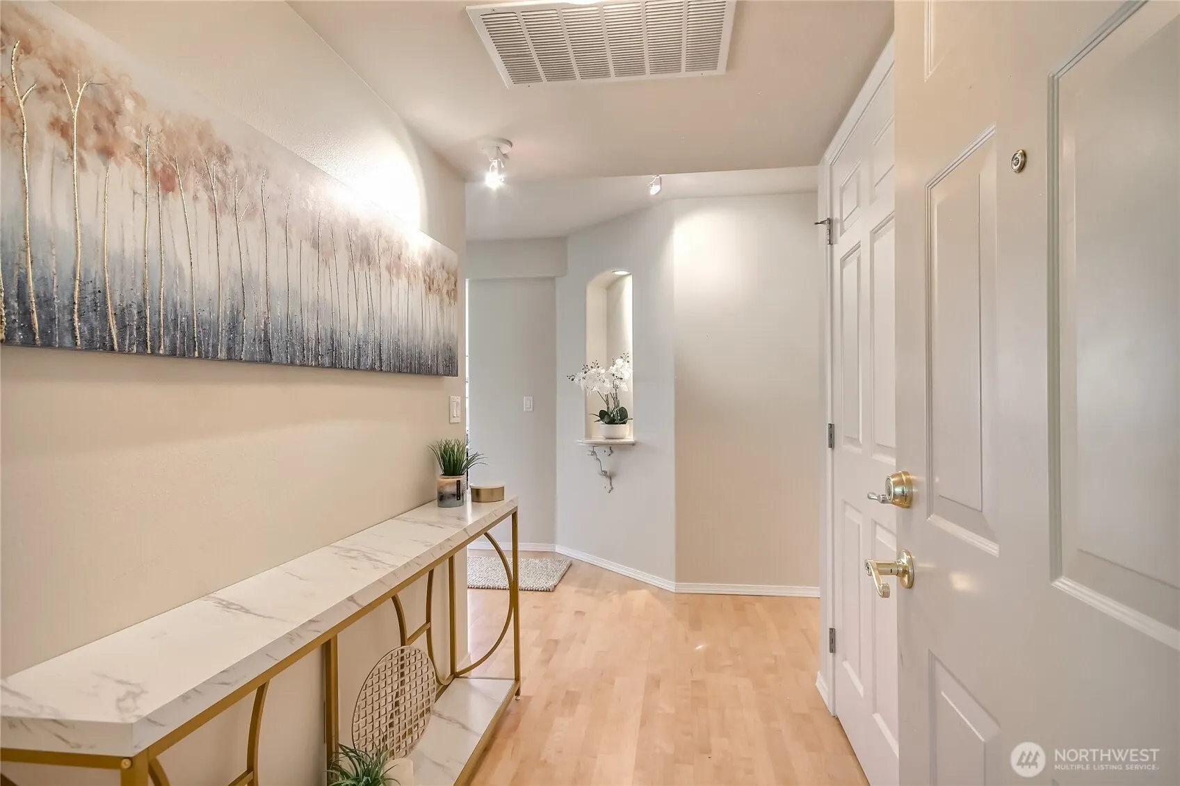22425 SE Highland Lane #305, Issaquah, WA 98029