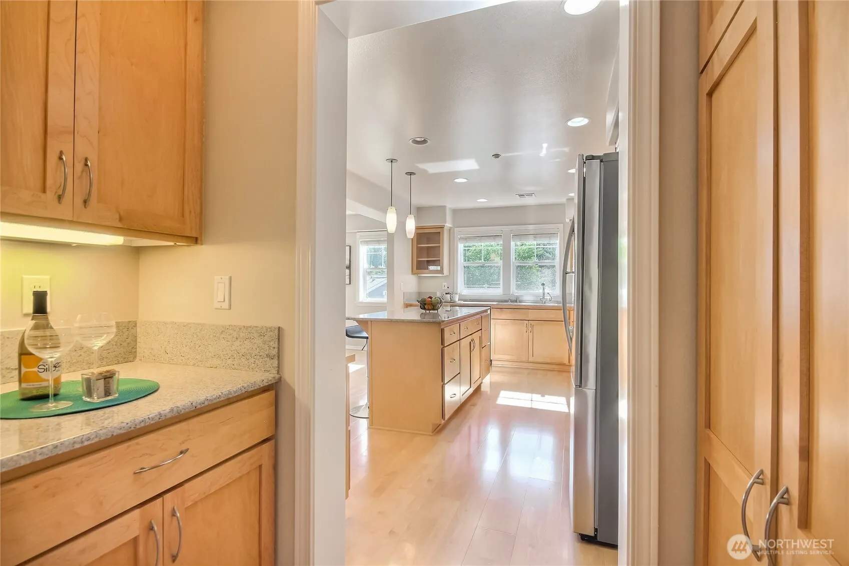 22425 SE Highland Lane #305, Issaquah, WA 98029