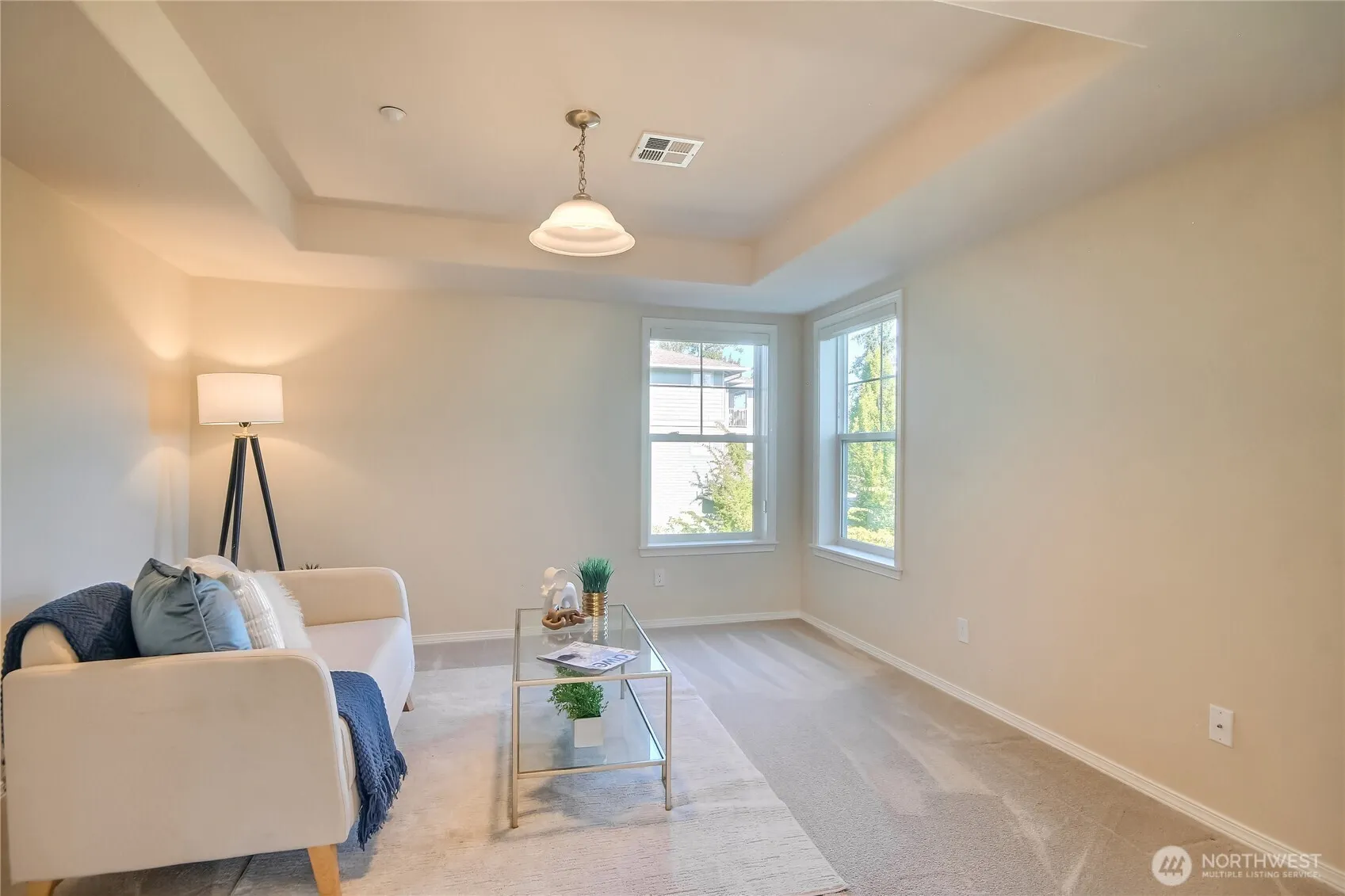 22425 SE Highland Lane #305, Issaquah, WA 98029
