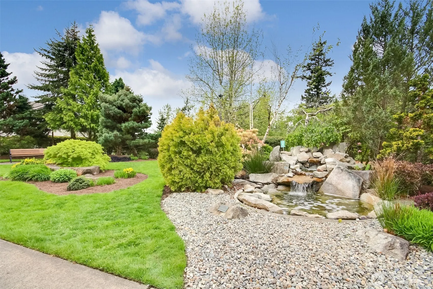 22425 SE Highland Lane #305, Issaquah, WA 98029