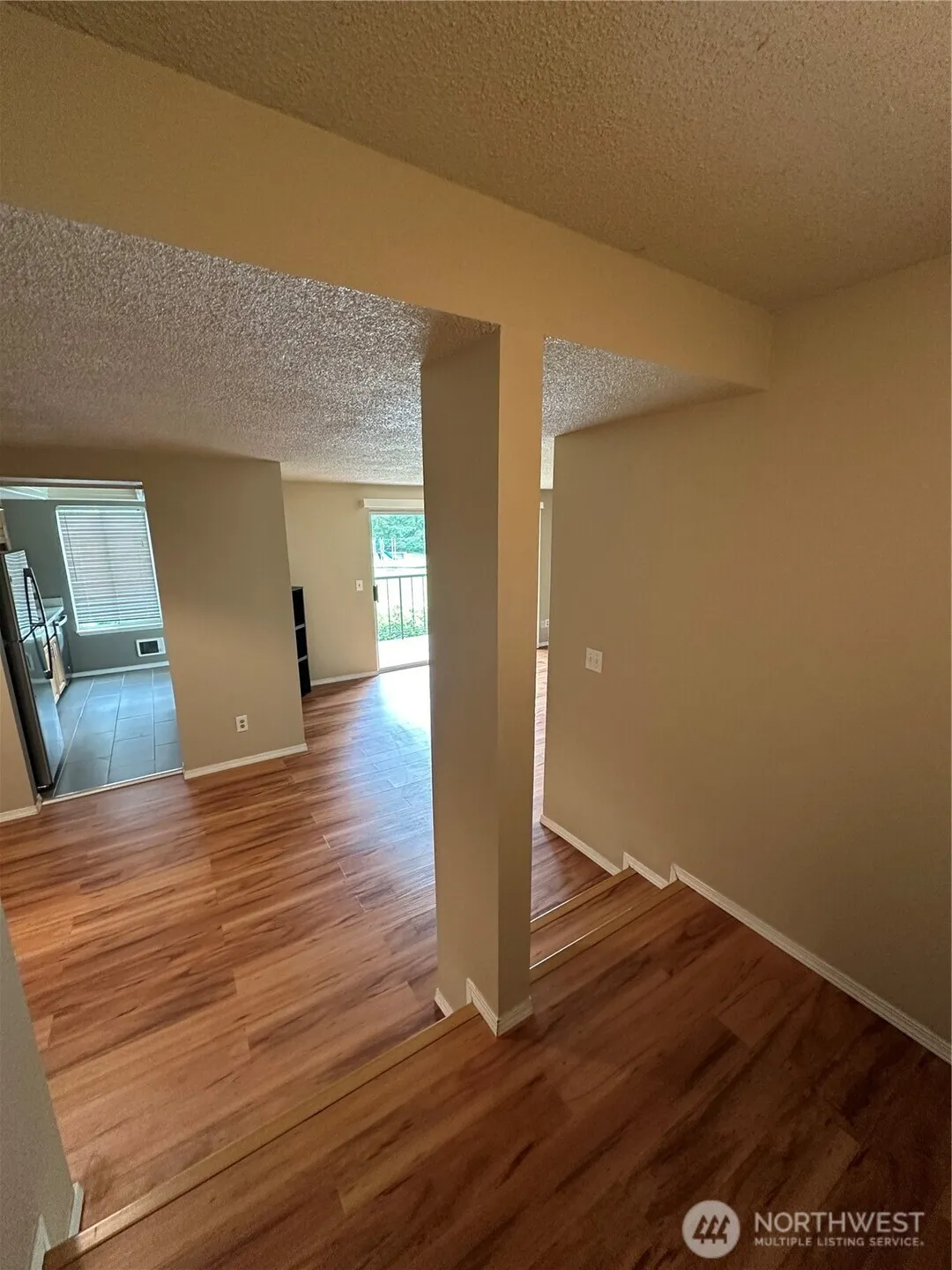 4641 W Lake Sammamish Pkwy SE #F204, Issaquah, WA 98027