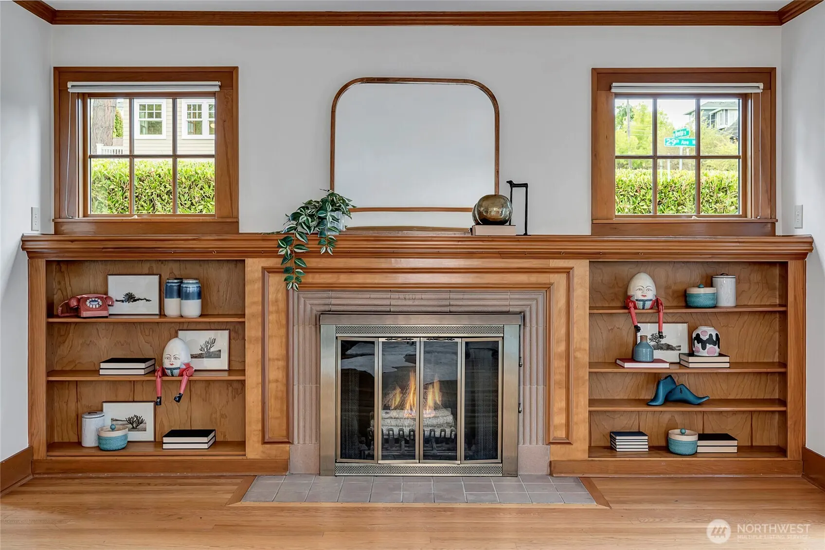 2900 W Newton Street , Seattle, WA 98199