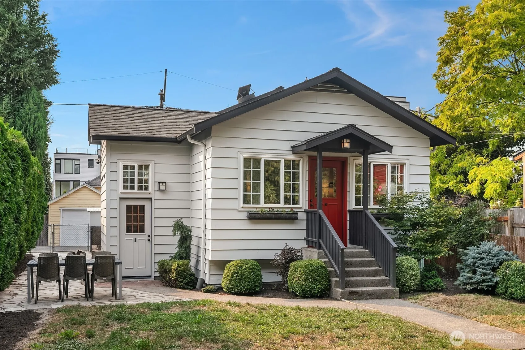 6723 Flora Avenue S, Seattle, WA 98108