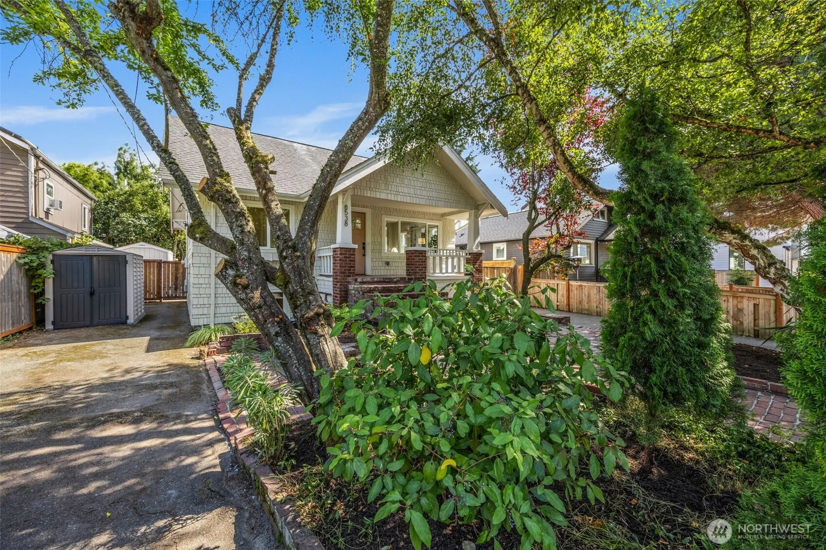 8538 13th Avenue NW, Seattle, WA 98117