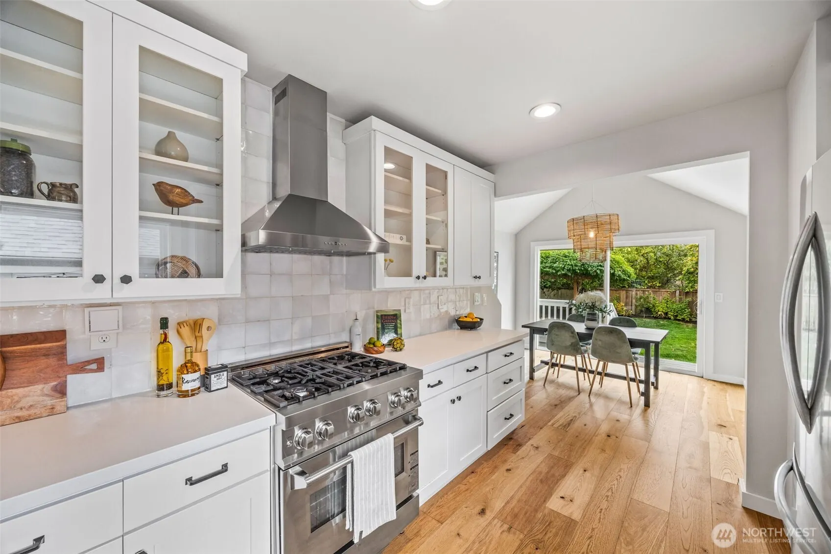 8538 13th Avenue NW, Seattle, WA 98117