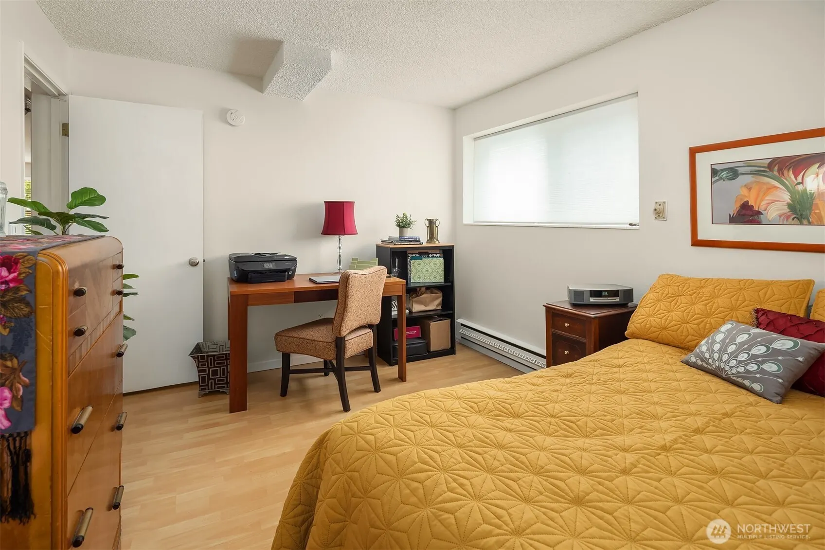 8217 5th Avenue NE #103, Seattle, WA 98115