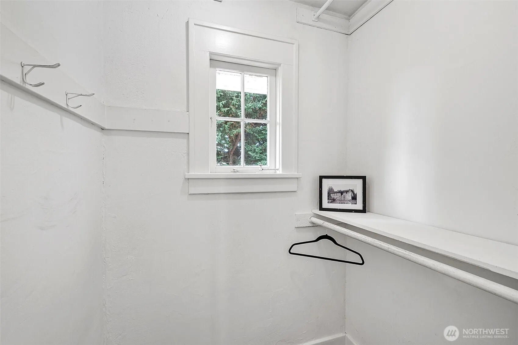 10728 Stone Avenue N, Seattle, WA 98133