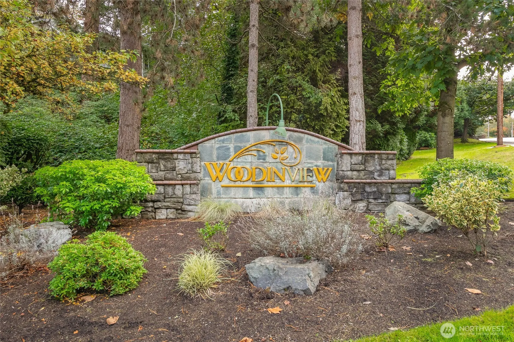 12120 NE 172nd Place #L201, Bothell, WA 98011