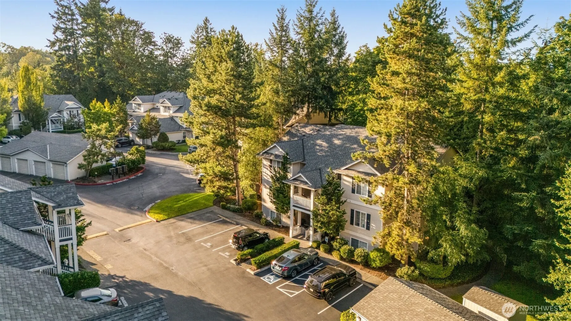 12120 NE 172nd Place #L201, Bothell, WA 98011