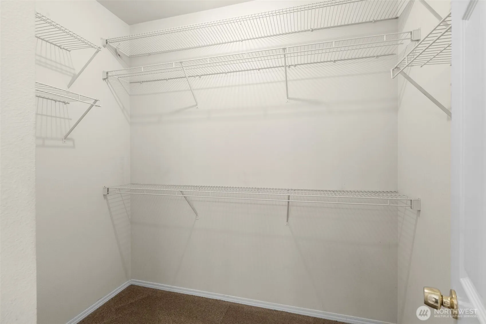 12120 NE 172nd Place #L201, Bothell, WA 98011