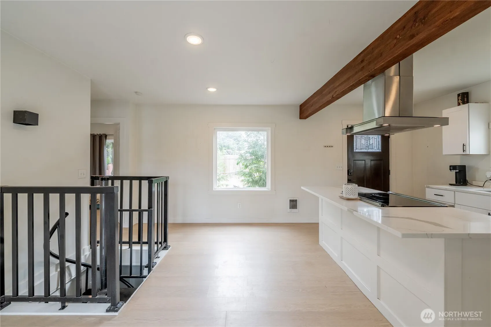 23737 100th Avenue SE, Kent, WA 98031-4211