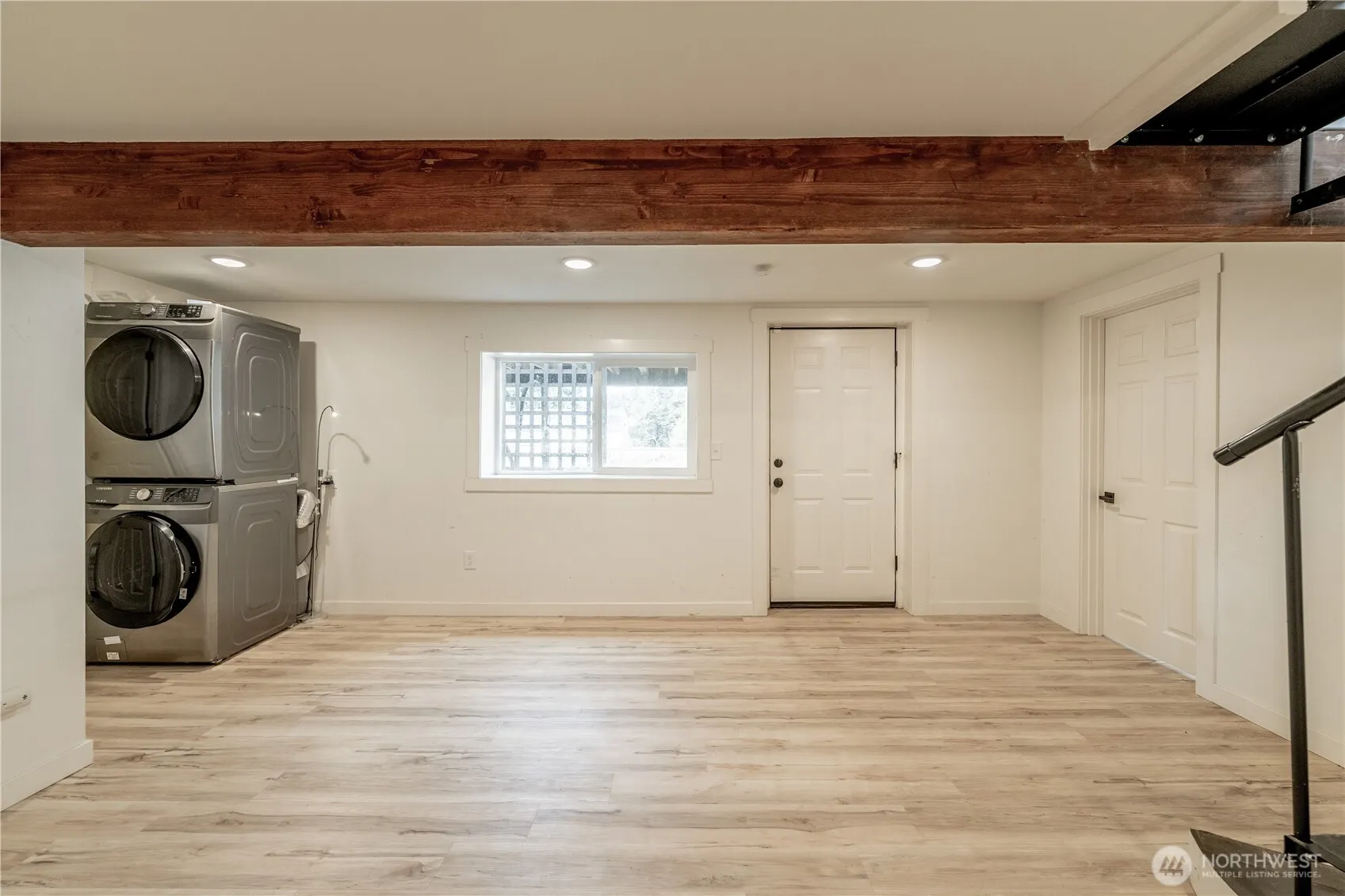 23737 100th Avenue SE, Kent, WA 98031-4211