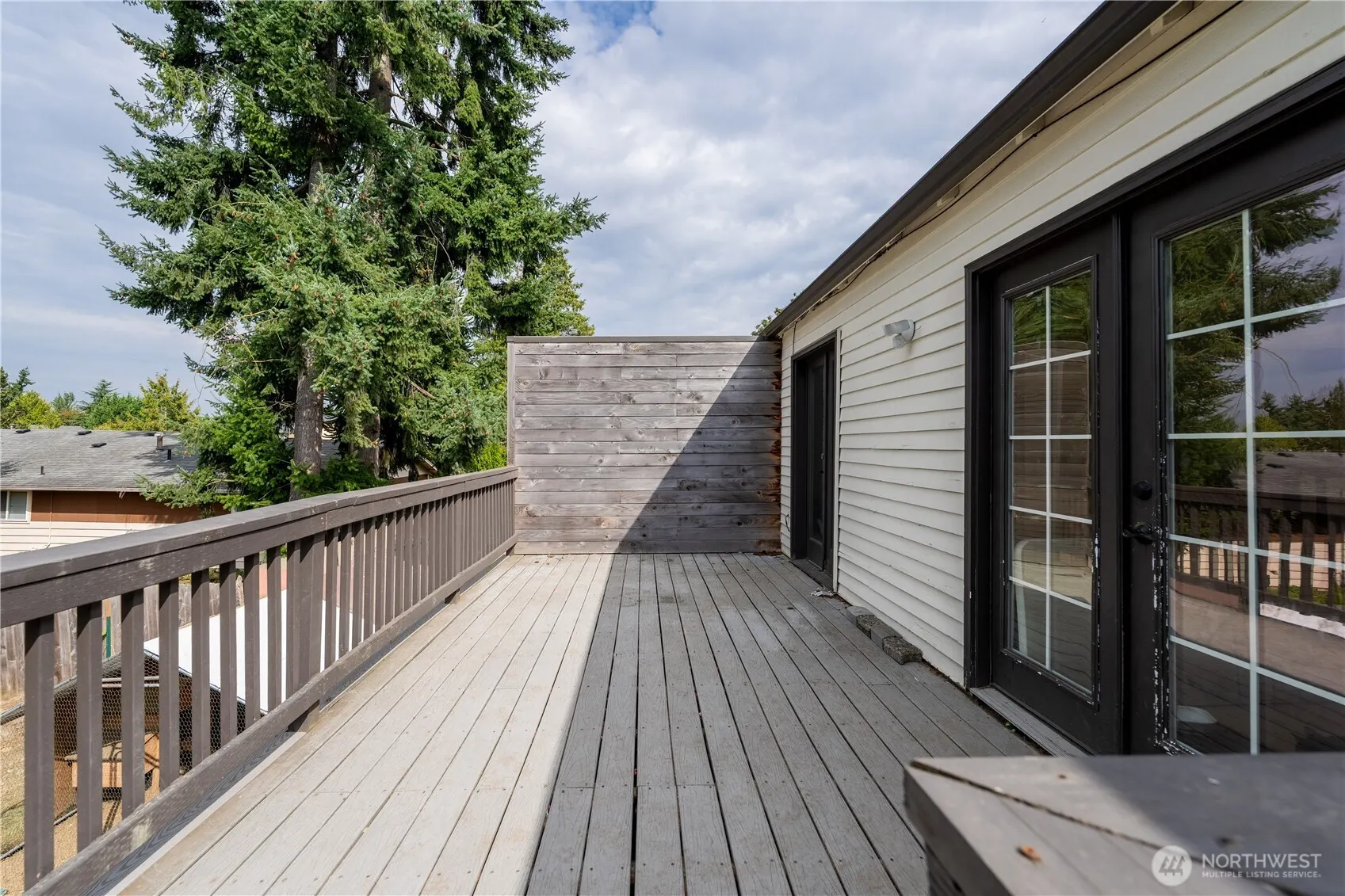 23737 100th Avenue SE, Kent, WA 98031-4211