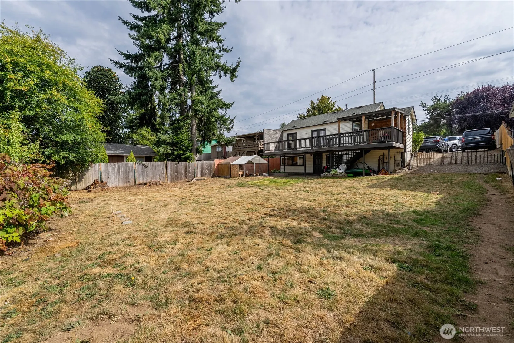 23737 100th Avenue SE, Kent, WA 98031-4211