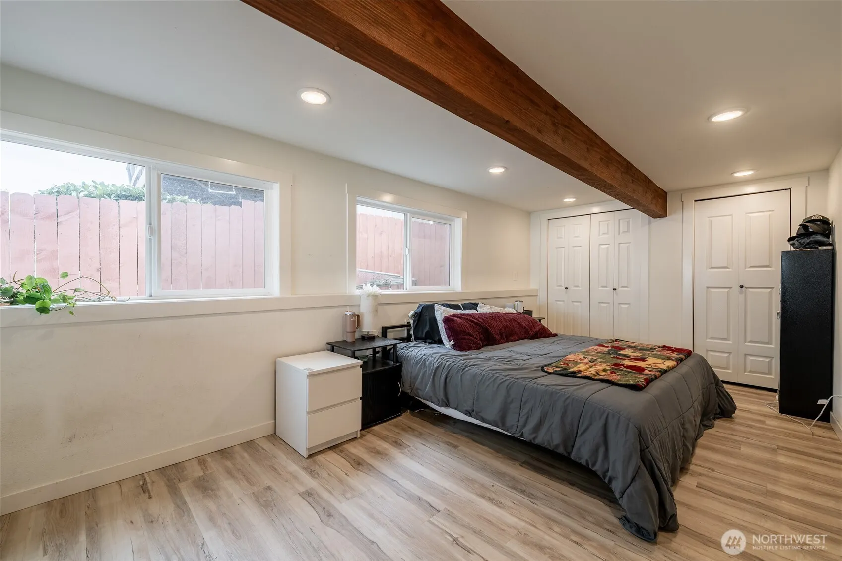 23737 100th Avenue SE, Kent, WA 98031-4211