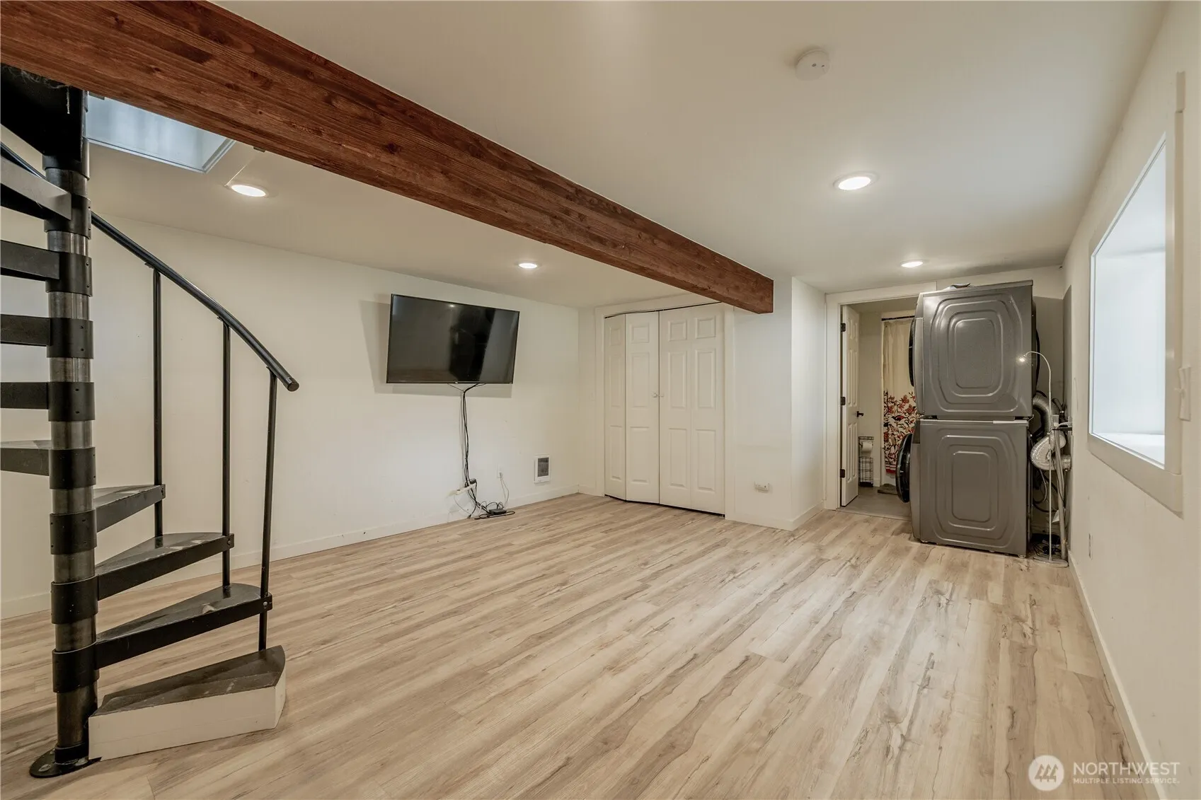 23737 100th Avenue SE, Kent, WA 98031-4211