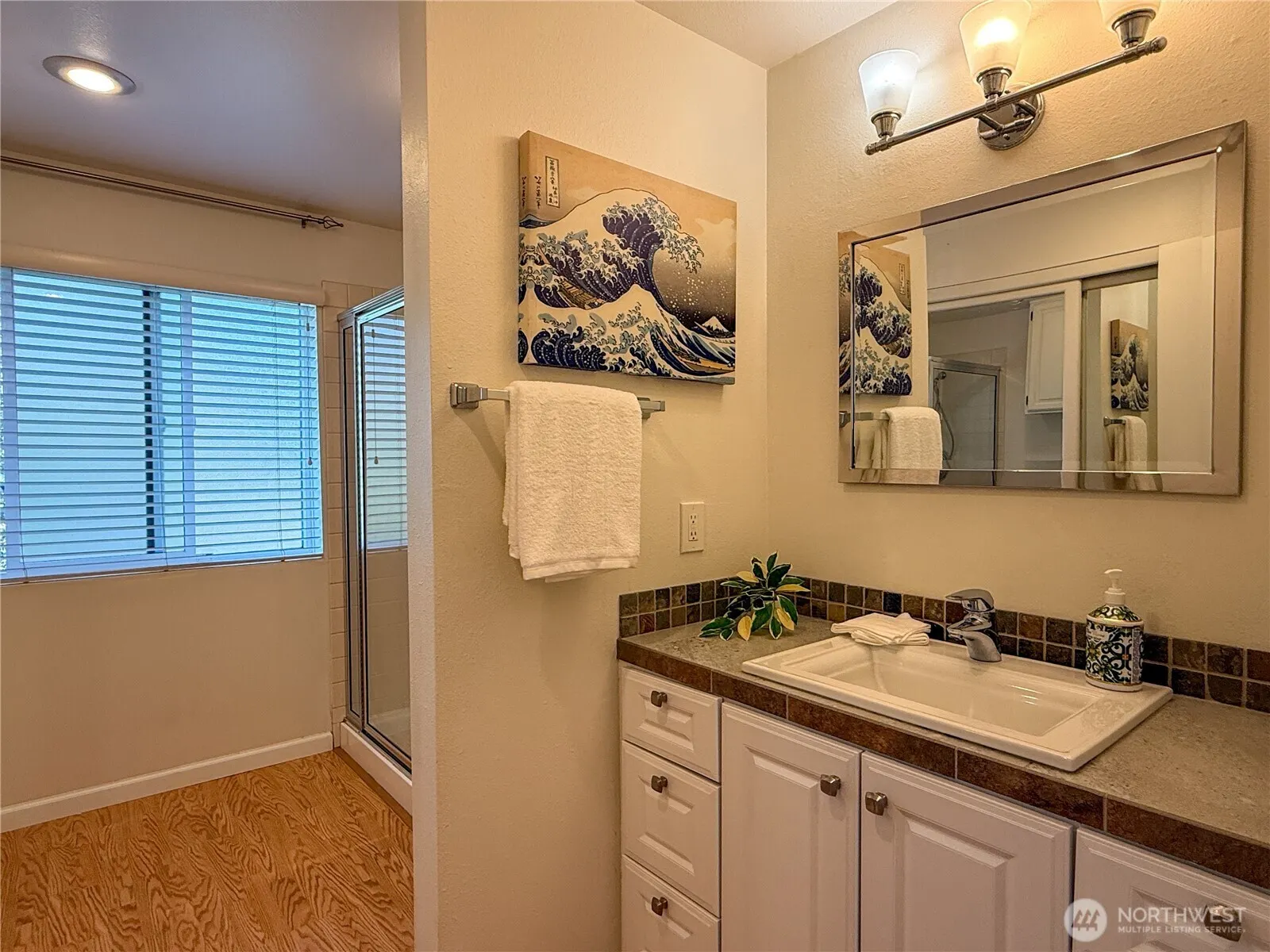 5000 California Avenue SW #201, Seattle, WA 98136