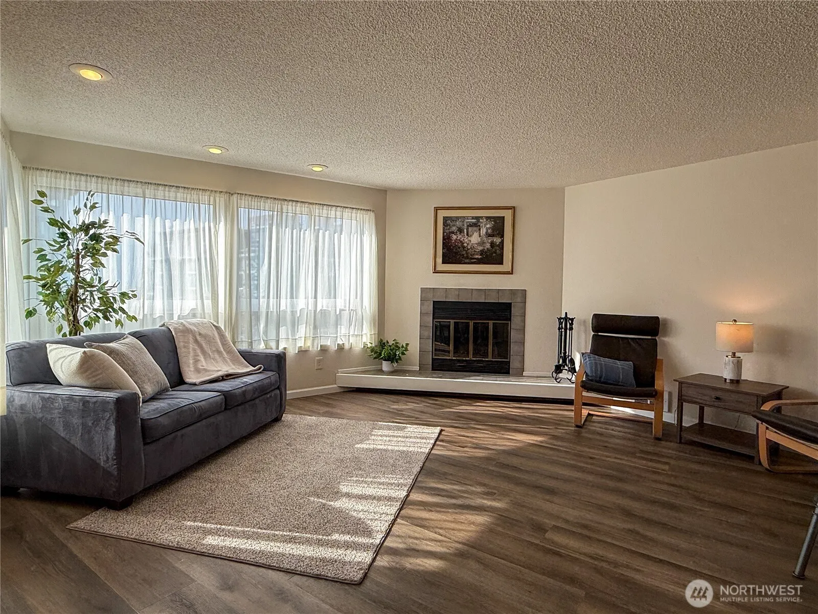 5000 California Avenue SW #201, Seattle, WA 98136