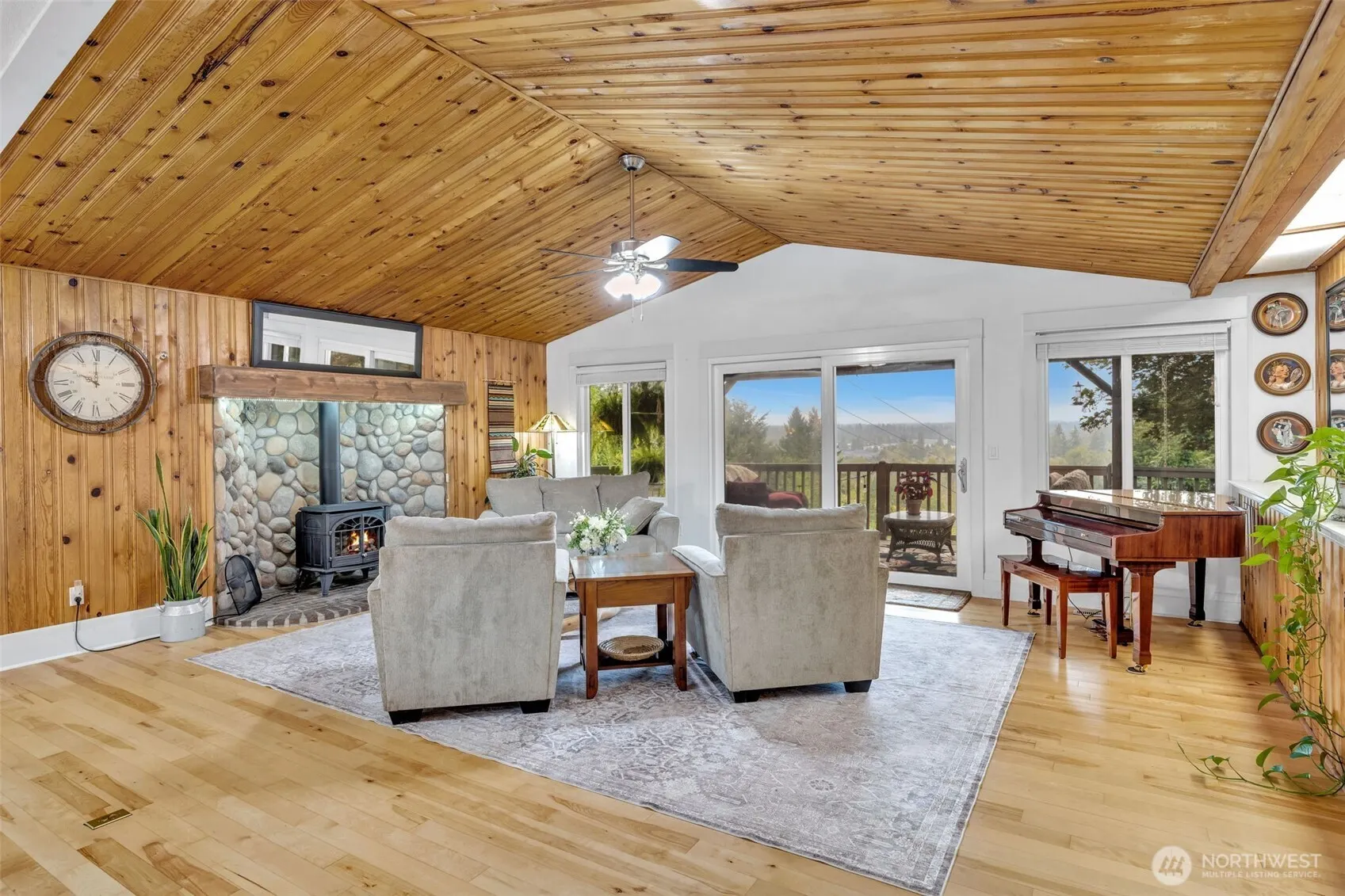 211 E Jonathan Road , Bothell, WA 98012