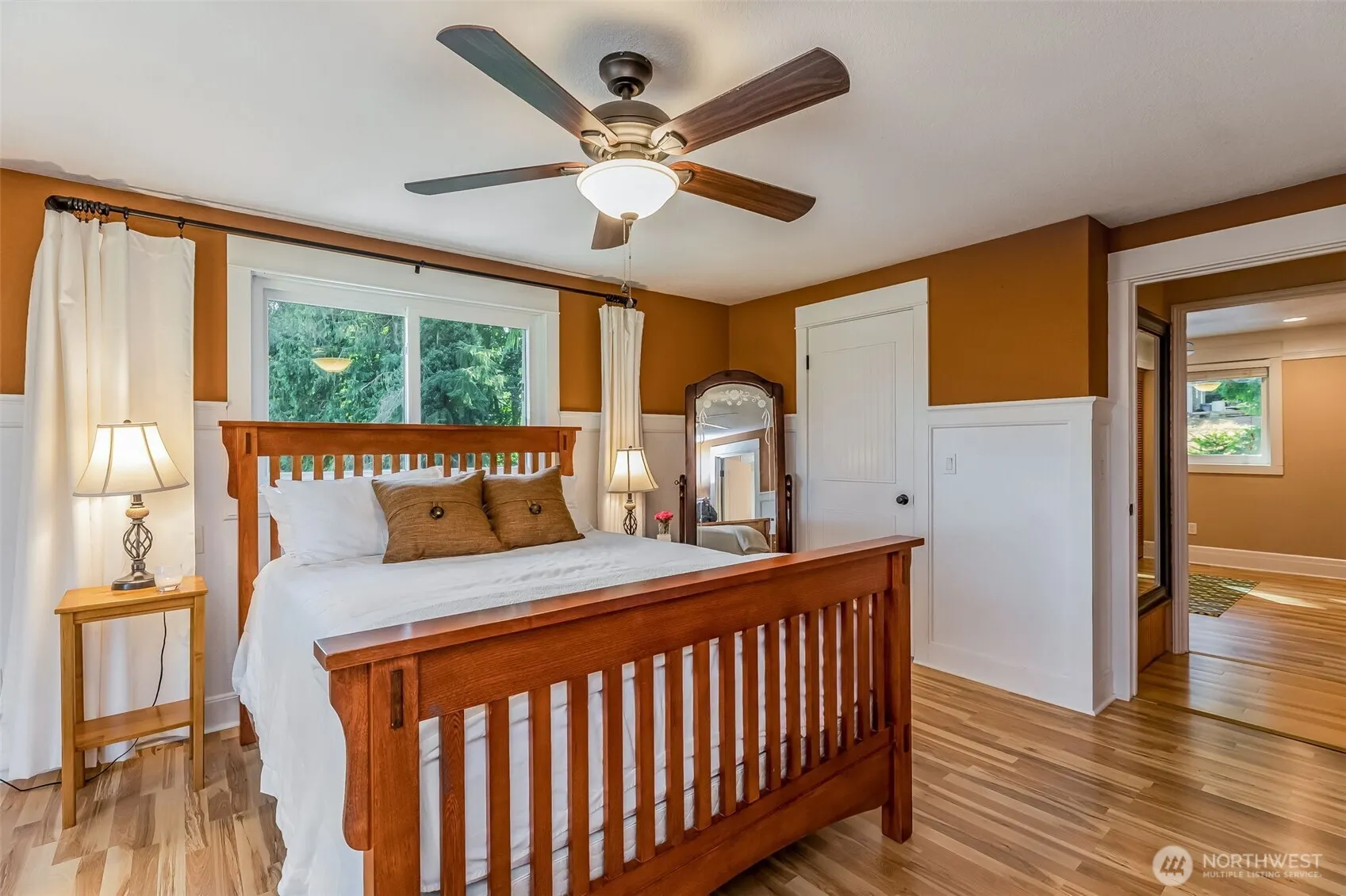 211 E Jonathan Road , Bothell, WA 98012