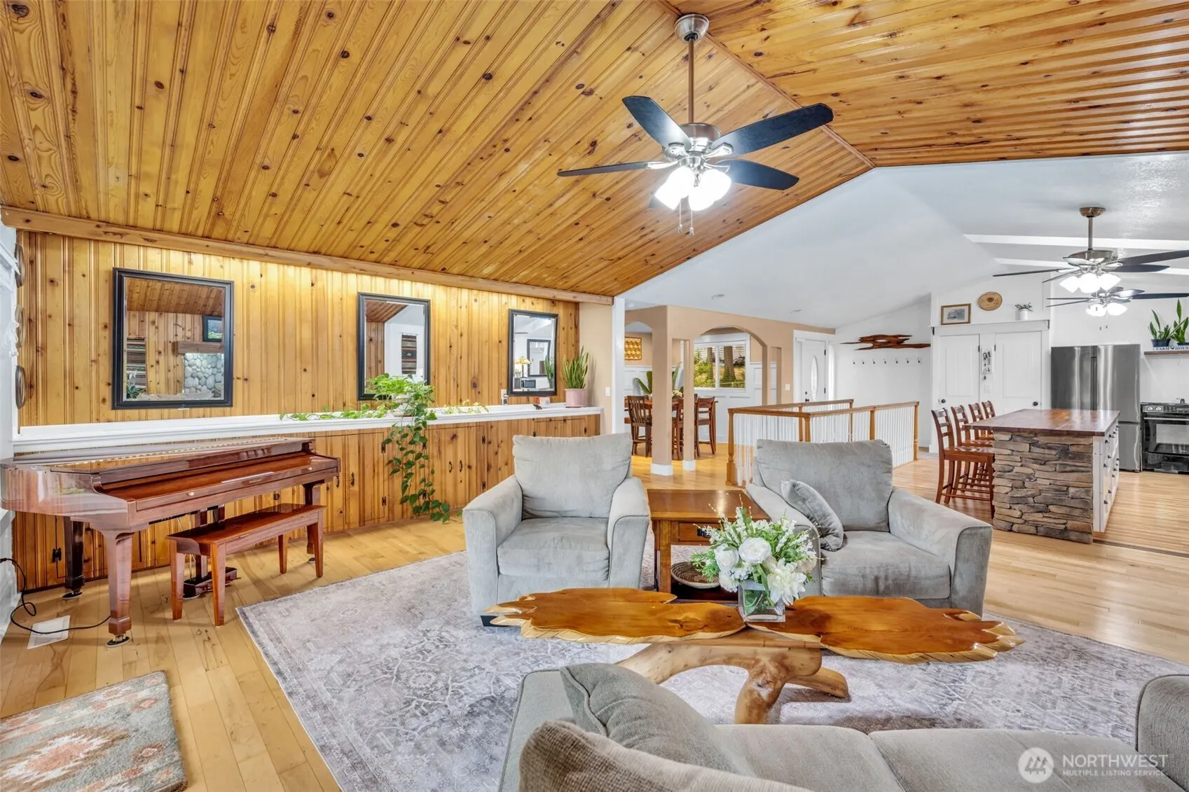 211 E Jonathan Road , Bothell, WA 98012