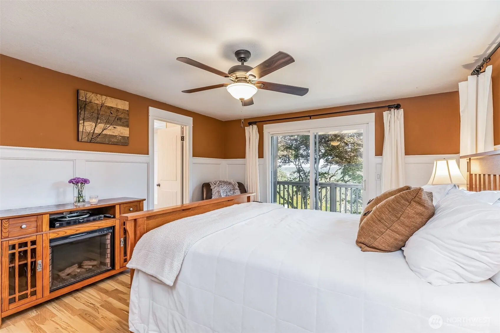 211 E Jonathan Road , Bothell, WA 98012