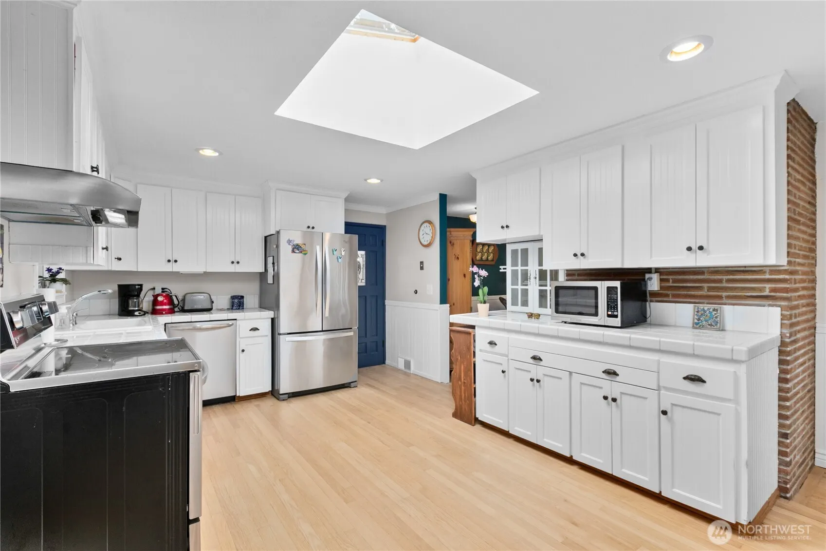 7621 NE 205th Street , Bothell, WA 98028