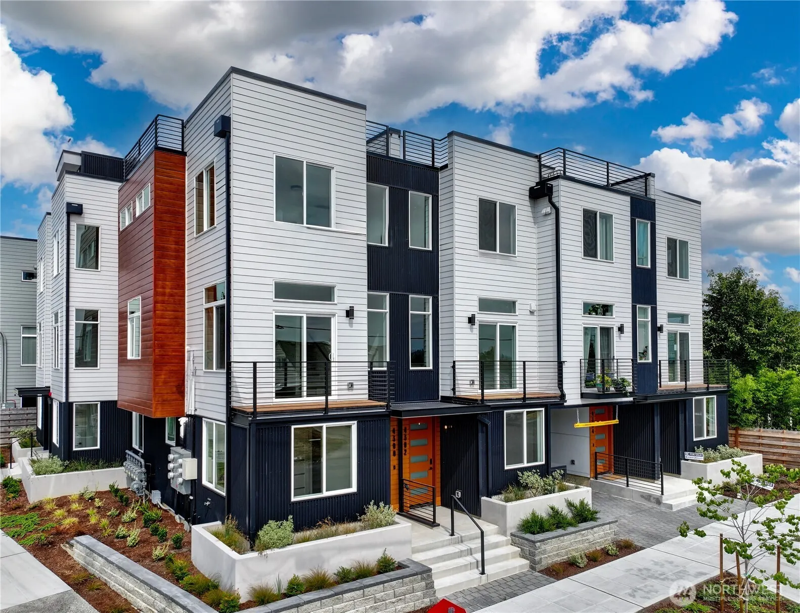 7558 43rd Avenue S, Seattle, WA 98118
