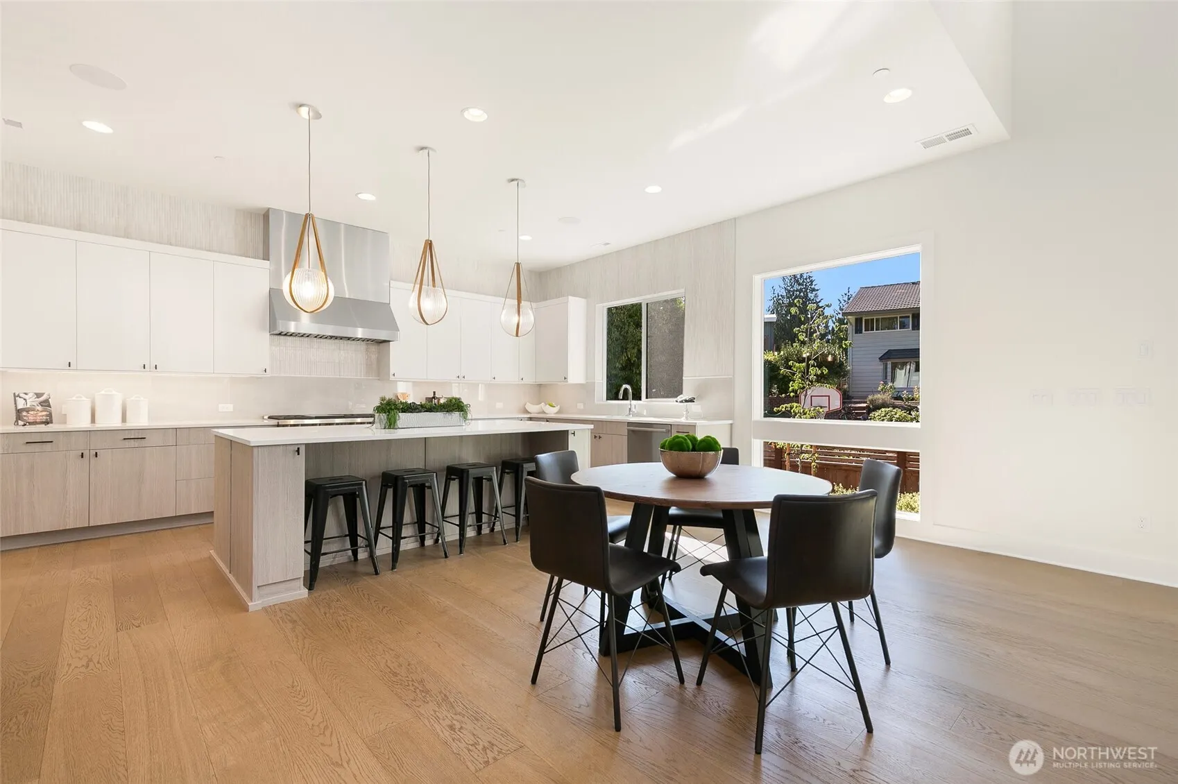 11608 SE 47th Place , Bellevue, WA 98006