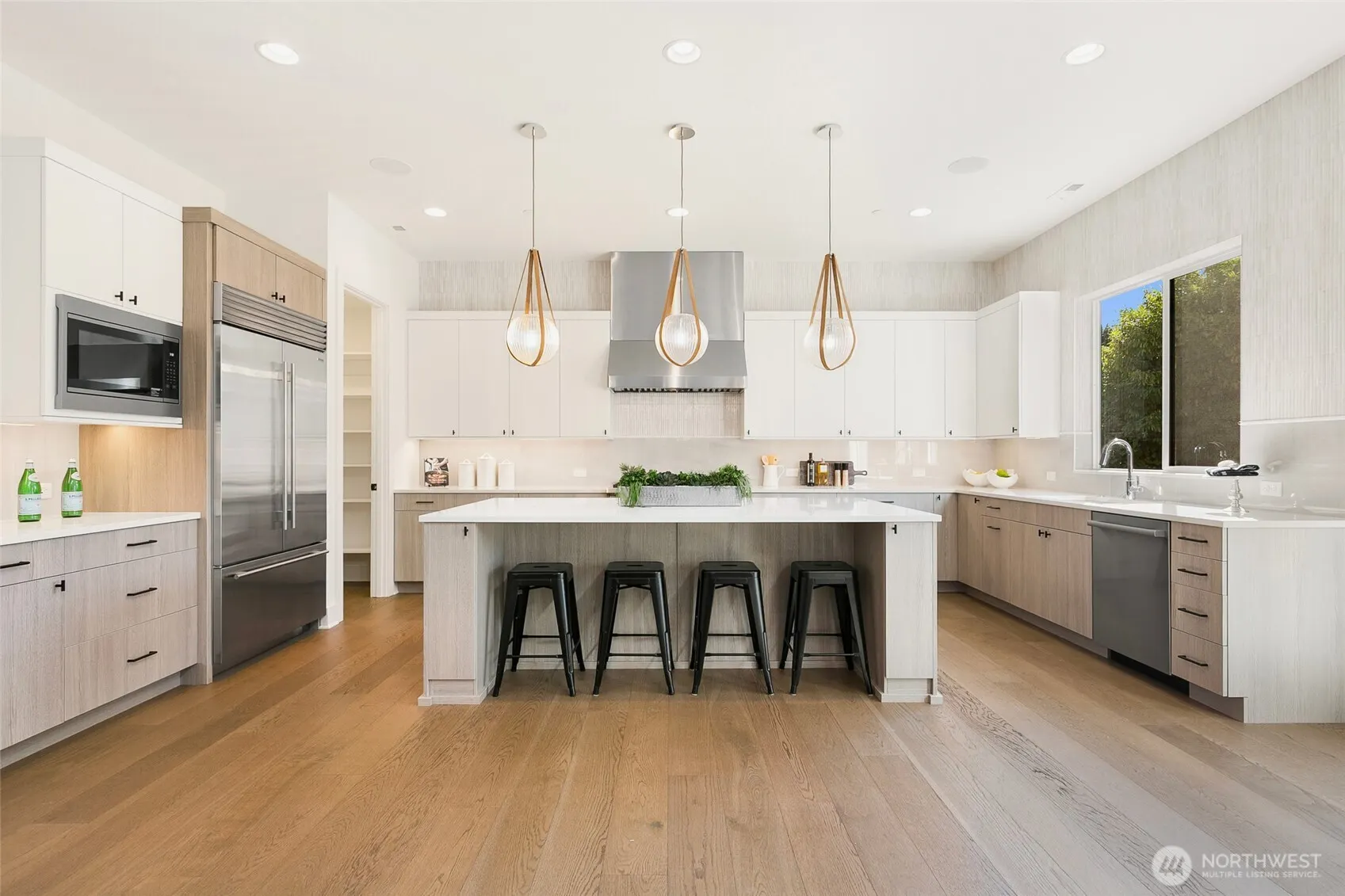 11608 SE 47th Place , Bellevue, WA 98006