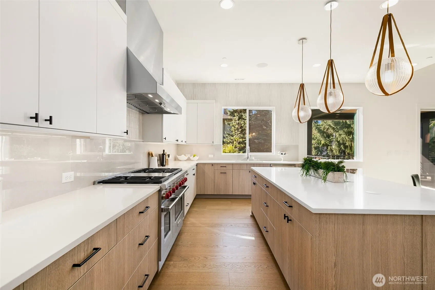 11608 SE 47th Place , Bellevue, WA 98006