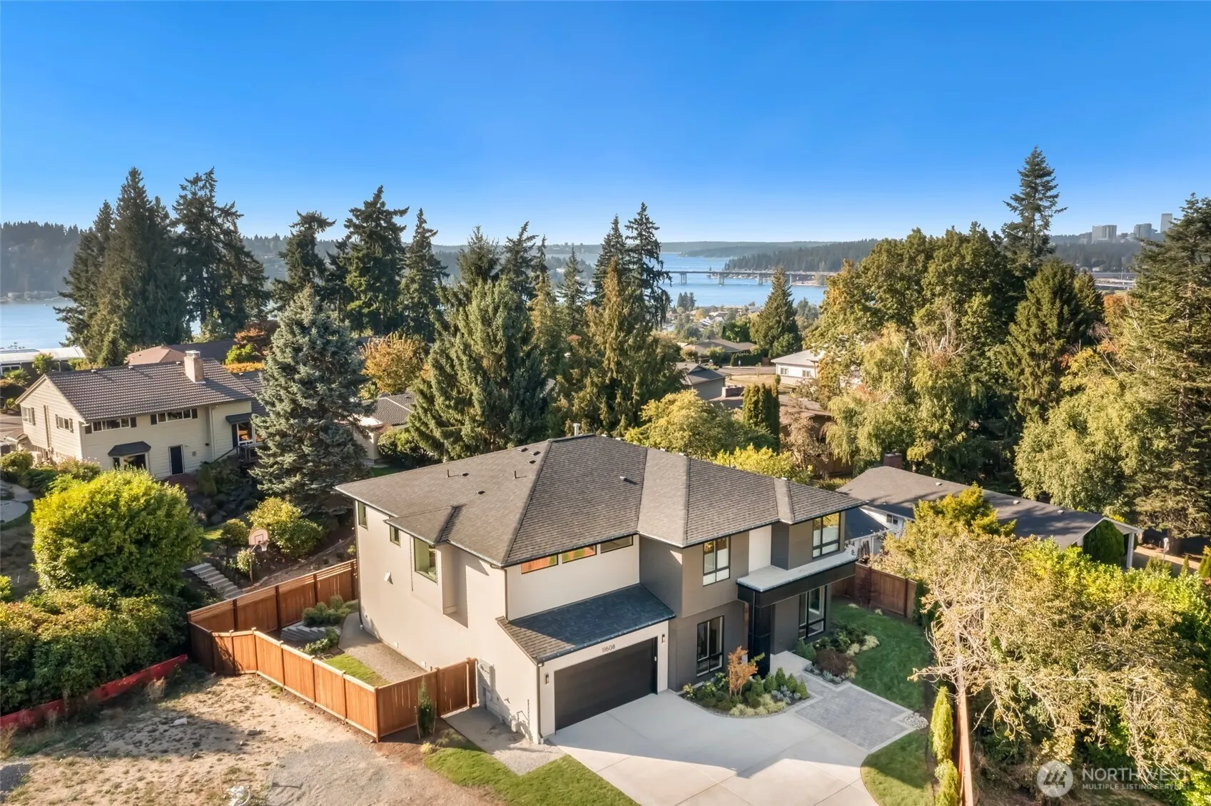 11608 SE 47th Place , Bellevue, WA 98006