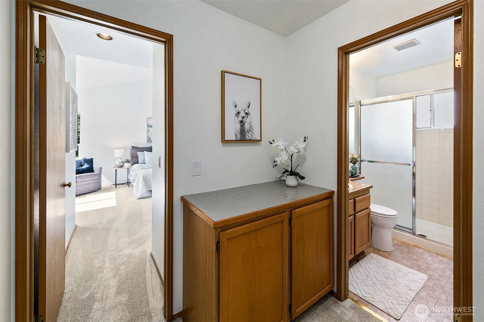 12719 102nd Avenue NE, Kirkland, WA 98034