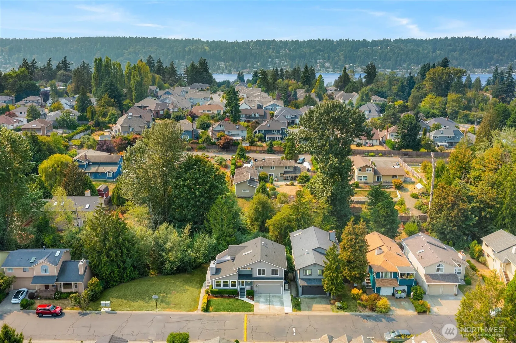 6129 115th Place SE, Bellevue, WA 98006