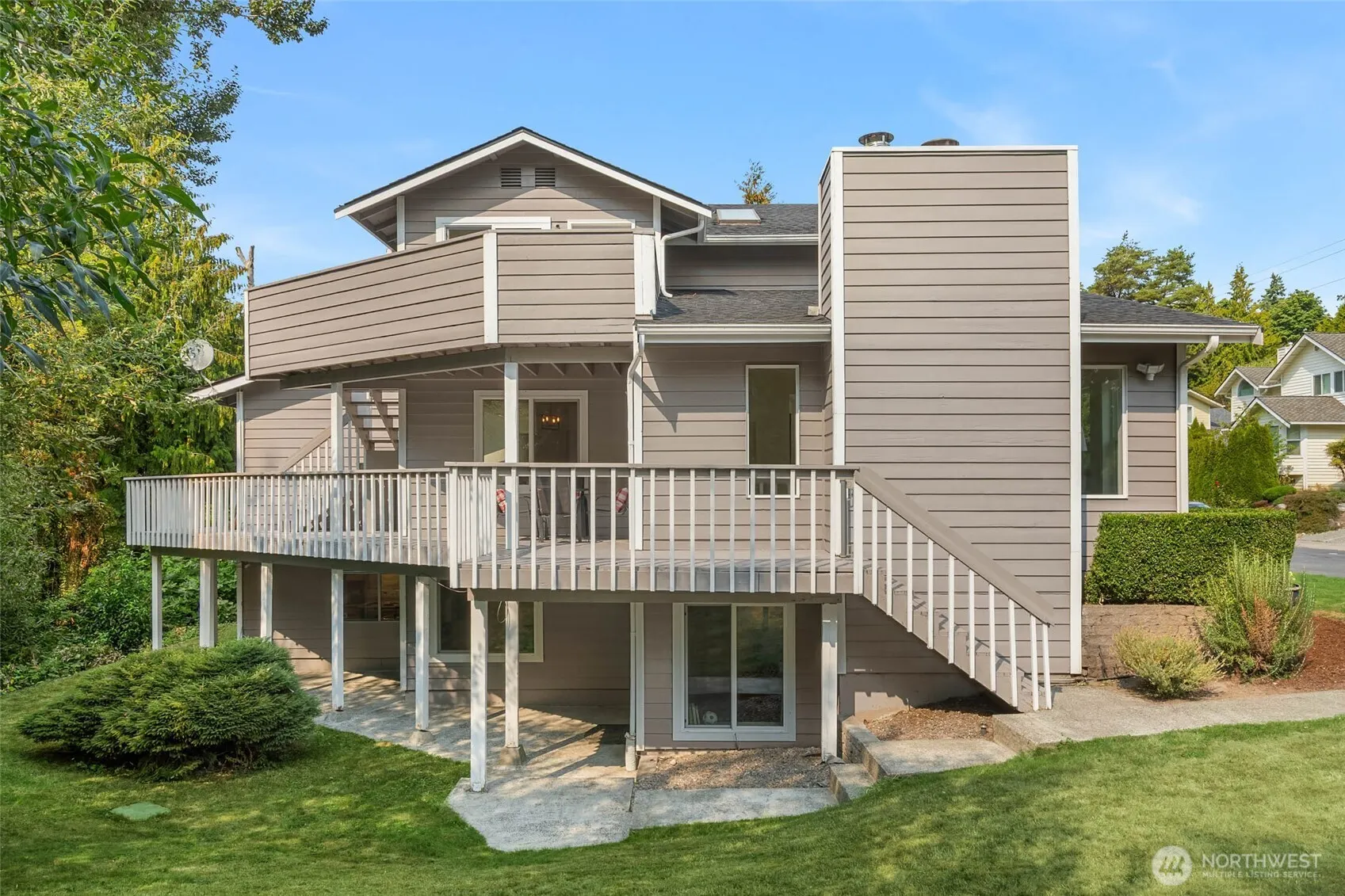 6129 115th Place SE, Bellevue, WA 98006