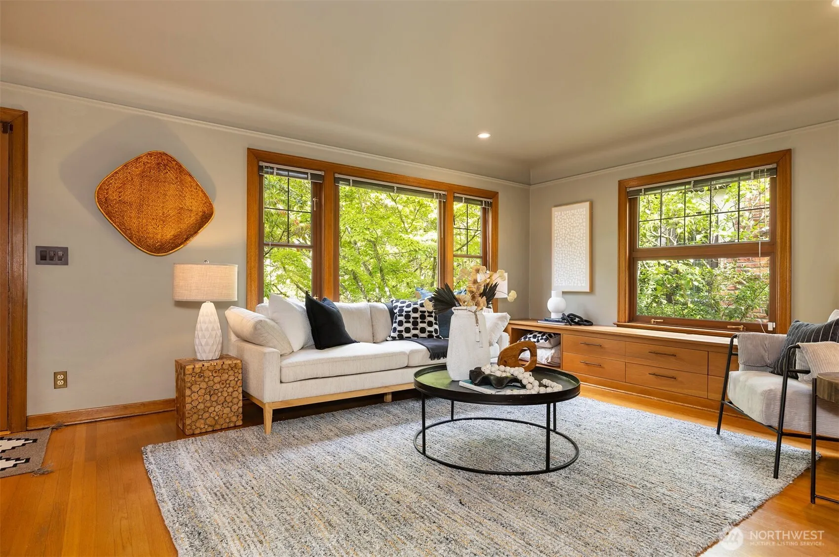 7 Newell Street , Seattle, WA 98109