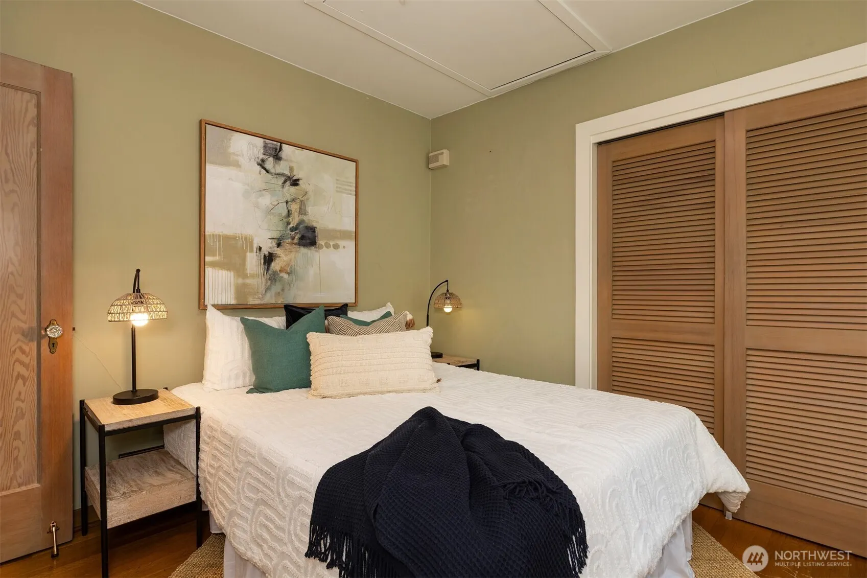 7 Newell Street , Seattle, WA 98109