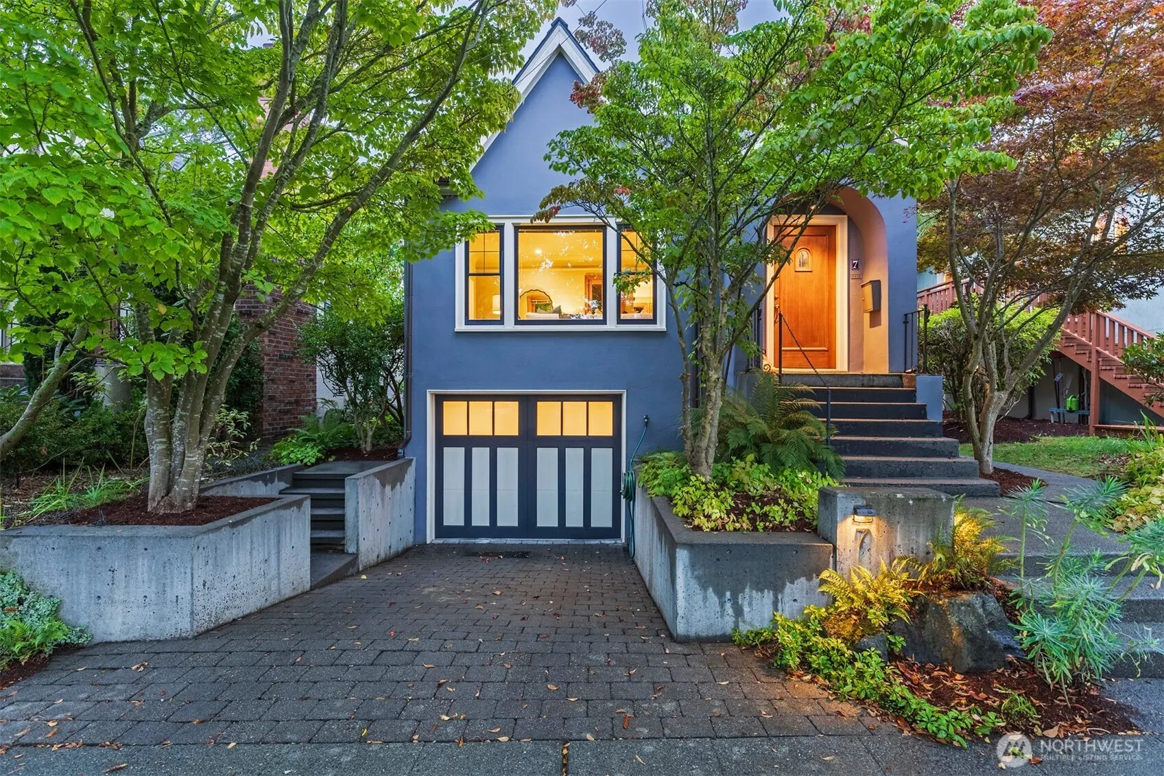 7 Newell Street , Seattle, WA 98109